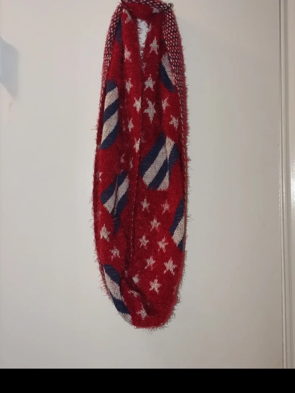 Red Star Pattern Knit Infinity Scarf by - Picture 2 of 2